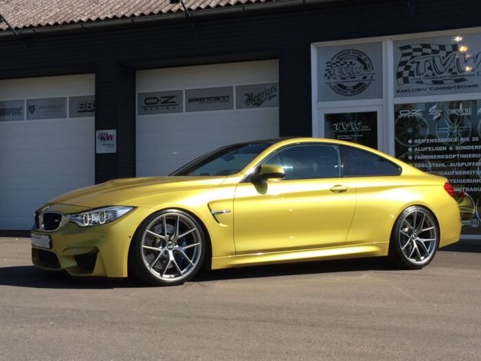 BMW M4