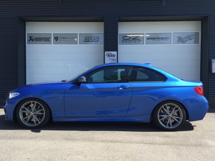 BMW M240i