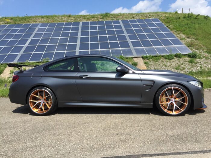 BMW M4 GTS
