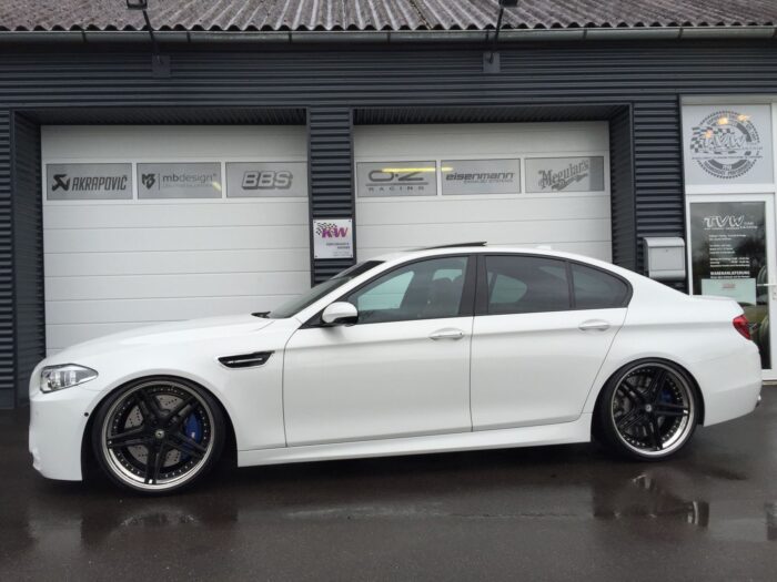 BMW M5 F10