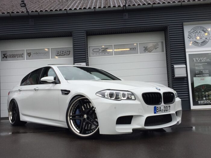 BMW M5 F10
