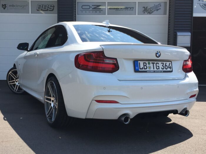BMW M235i