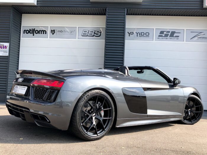 Audi R8 Spyder V10 Plus