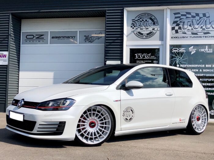 VW Golf 7 GTI Performance