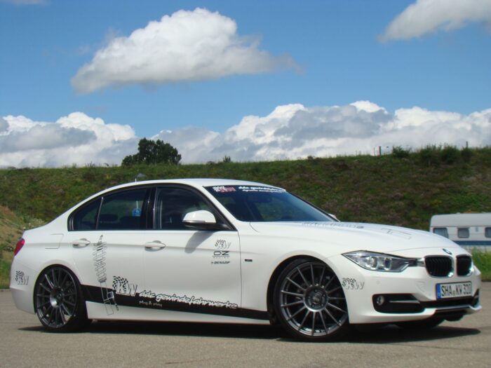 BMW 320d Limousine