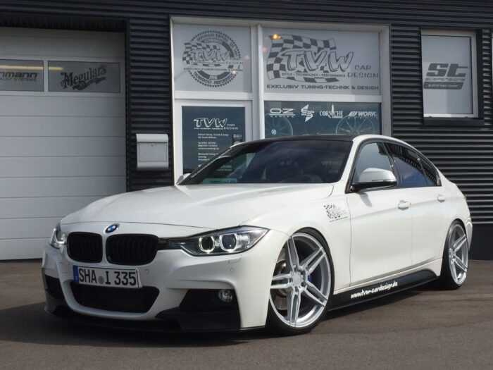 BMW 335i F30