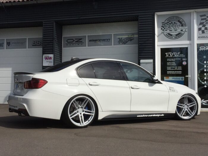 BMW 335i F30