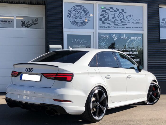 Audi RS3 Limo