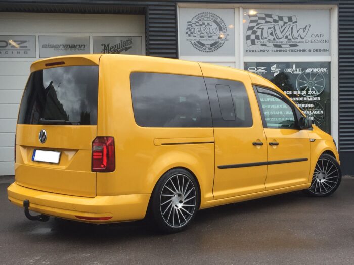 VW Caddy Maxi R-Line
