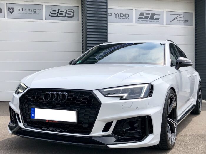 Audi RS4