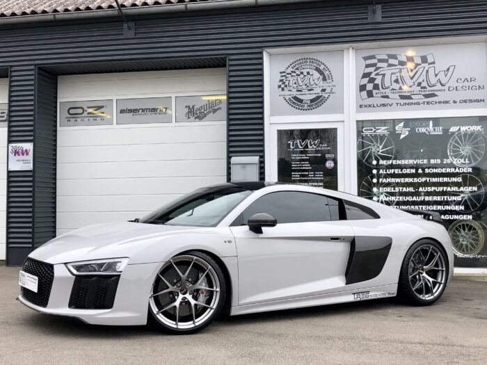 Audi R8 V10 Plus