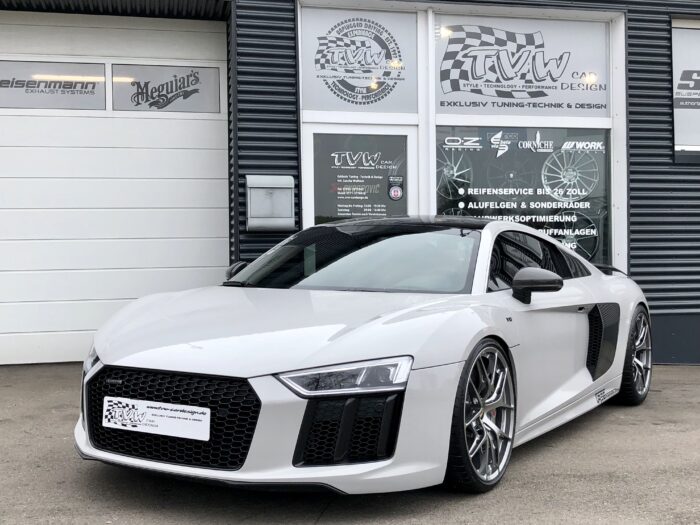 Audi R8 V10 Plus
