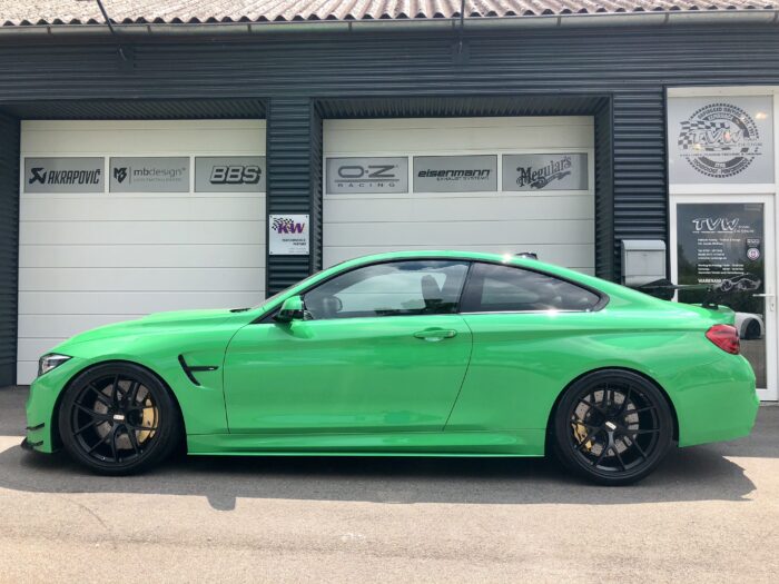 BMW M4 Competition RACE