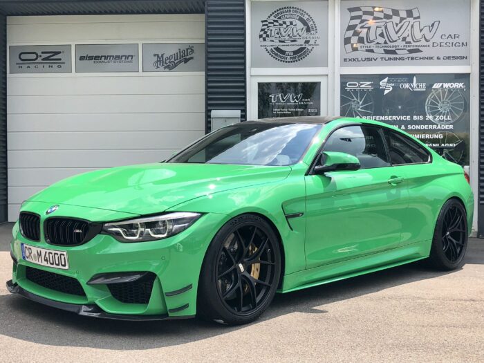 BMW M4 Competition RACE