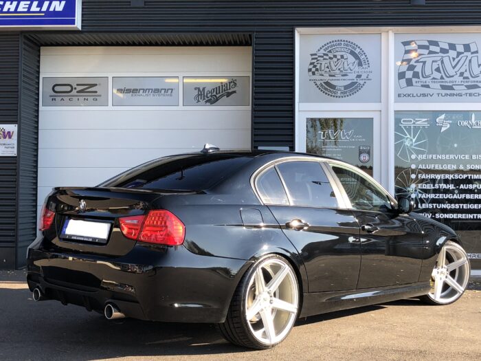 BMW E90