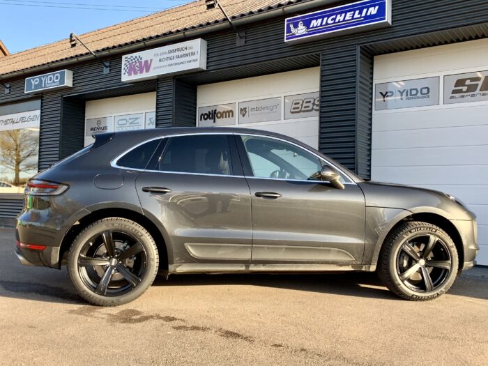 Porsche Macan S