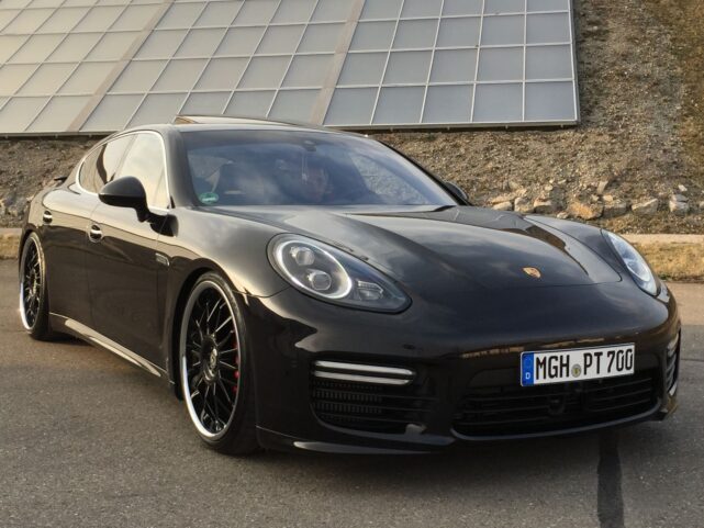 Porsche Panamera Turbo S