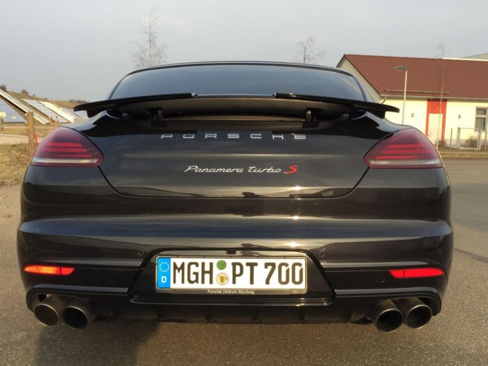 Porsche Panamera Turbo S
