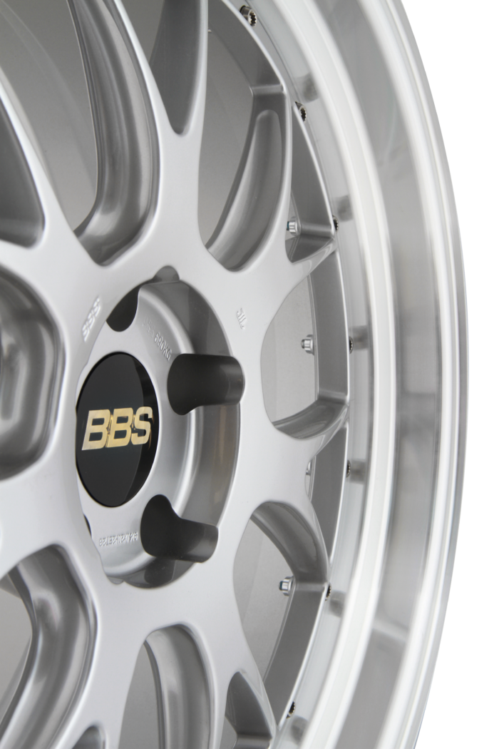 BBS LM-R 2-teilig geschmiedet exklusiv by TVW CAR DESIGN BBS LM-R 2-teilig geschmiedet exklusiv by TVW CAR DESIGN