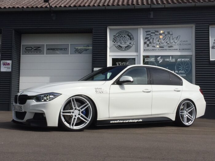 BMW 335i F30