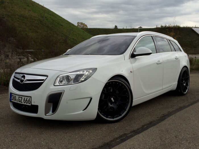 Opel Insignia OPC