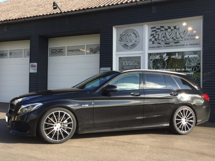 Mercedes Benz AMG C43