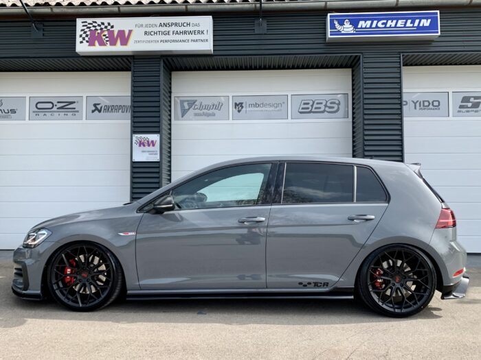 VW Golf GTI TCR