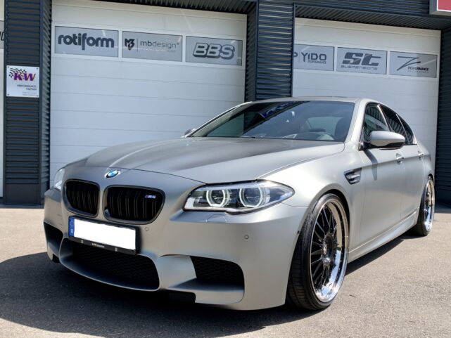 BMW M5