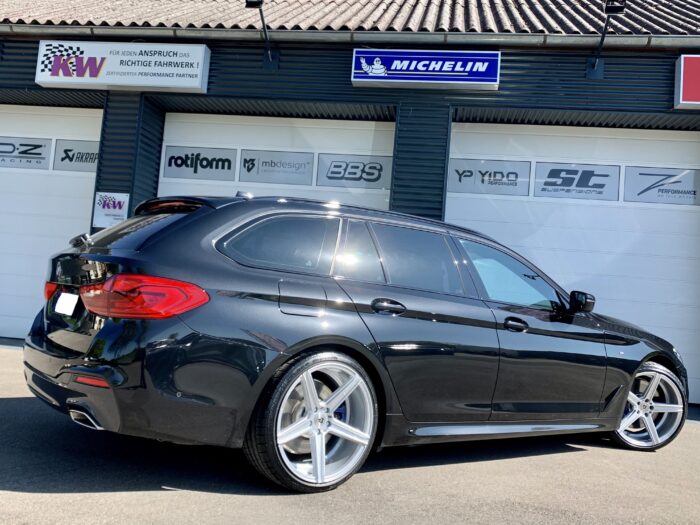 BMW 540i