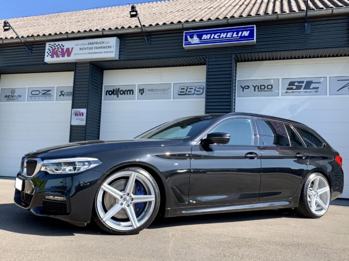 BMW 540i