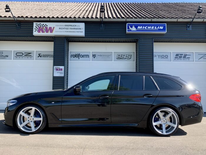 BMW 540i