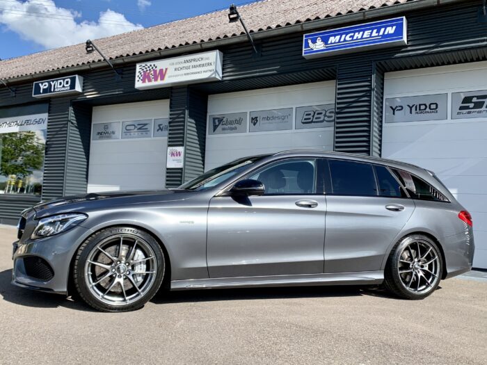 Mercedes AMG C43