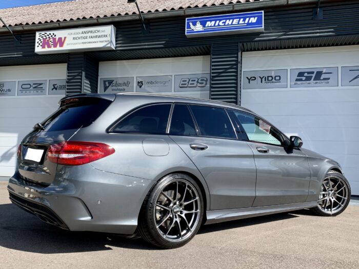 Mercedes AMG C43