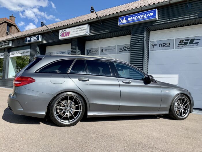 Mercedes AMG C43