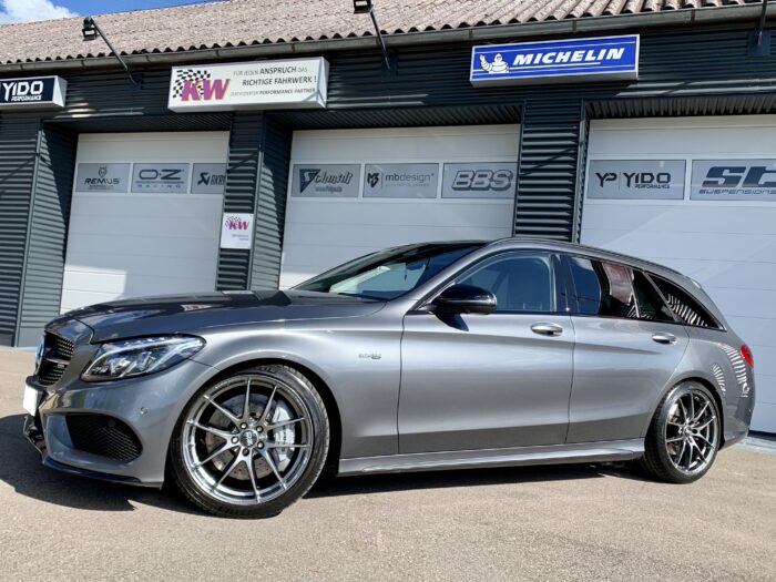 Mercedes AMG C43