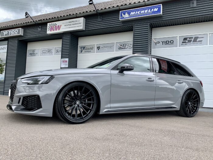 Audi RS4