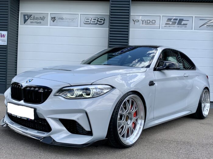 BMW M2 CS