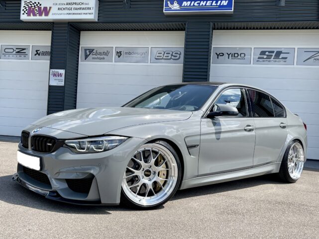 BMW M3 CS