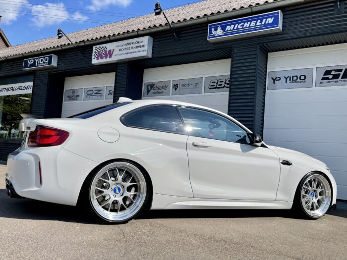 BMW M2
