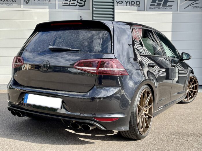 VW Golf 7 R