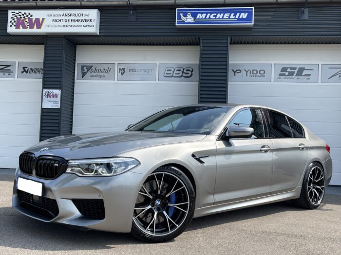 BMW M5 F90