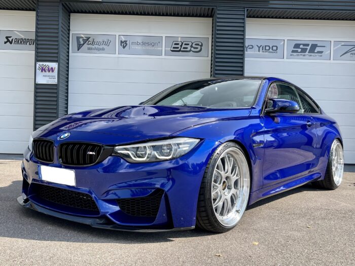 BMW M3 CS