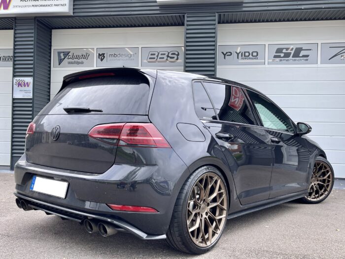 VW Golf 7 R