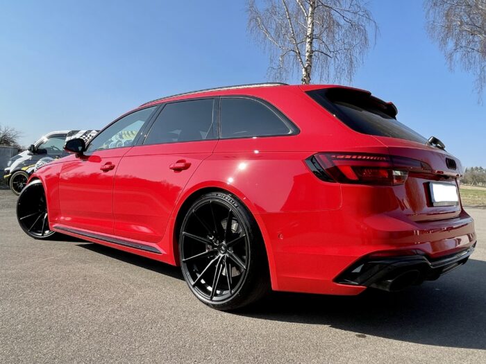 Audi RS4