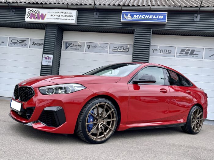 BMW M235i
