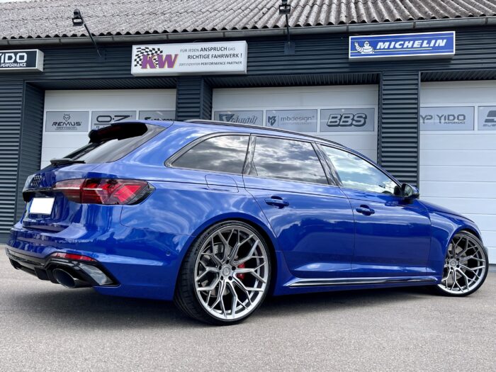 Audi RS4
