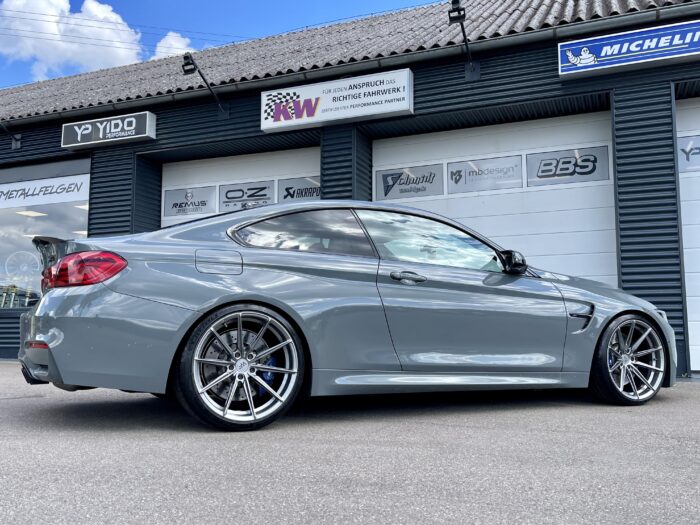 BMW M4 F82